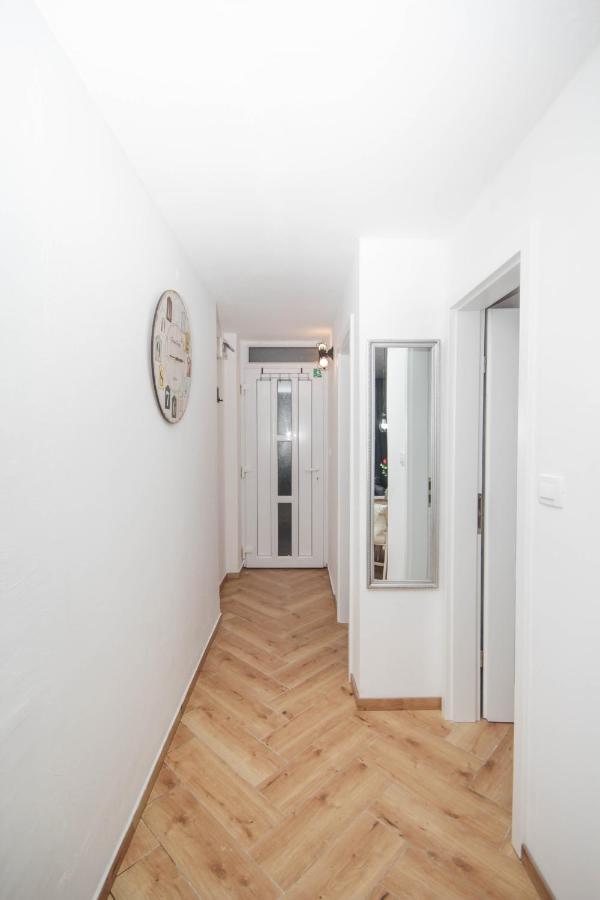 Lola's Appartement *